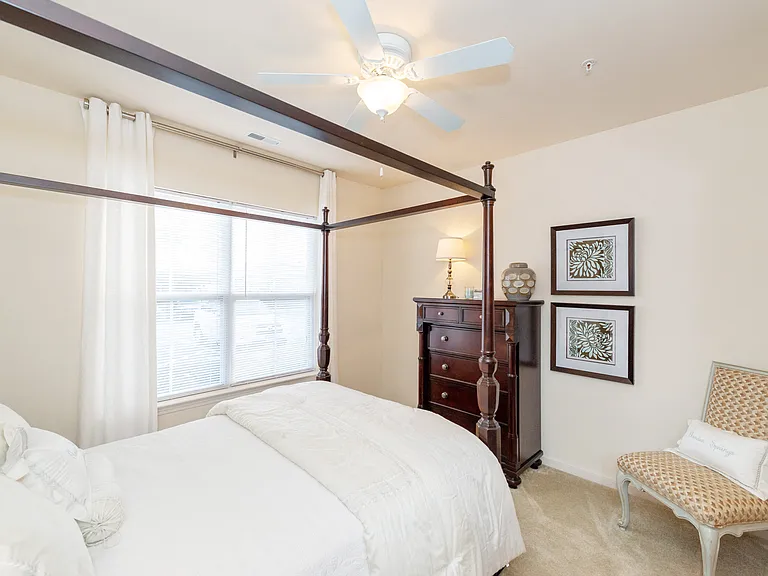 Garden Springs Apartments — Photo 16