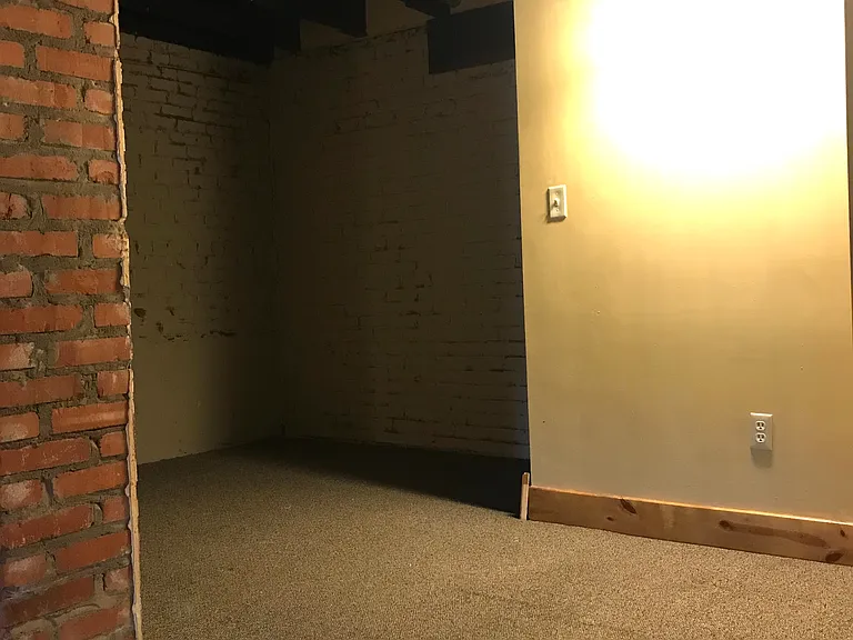 801 Main St — Photo 8