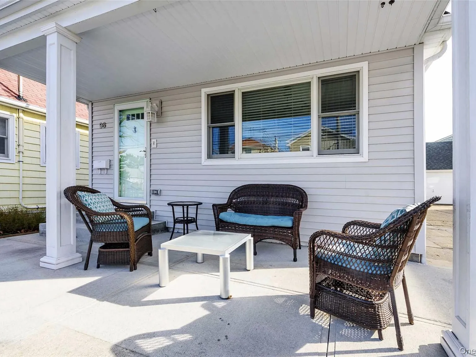 4 bed, 2.0 bath, 1700 sqft, $5,699 — Photo 3