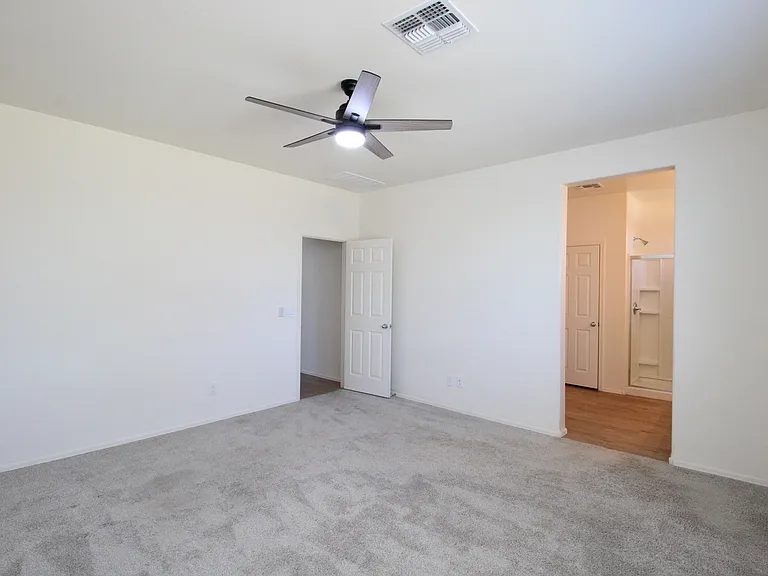 17864 W Paraiso Dr — Photo 15