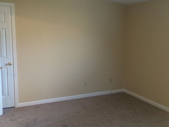 5th image of 2730 Hollywood Ter APT 18
