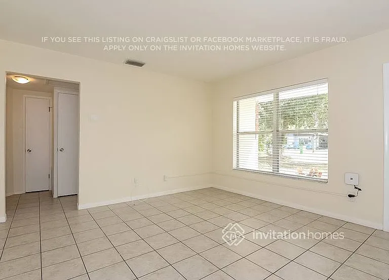 2160 Riviera Dr — Photo 16