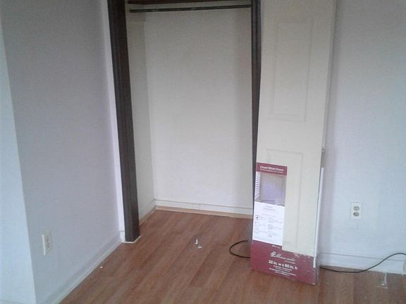 ist BR closet