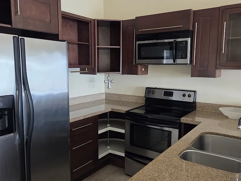 5600 Padre Blvd — Photo 1
