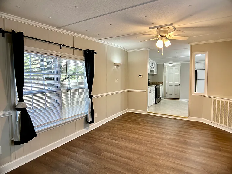 2145 Winston Rd — Photo 3