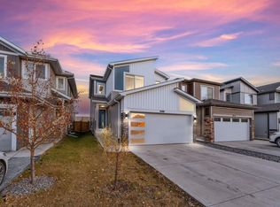 3617 2nd St NW, Edmonton, AB T6T 2P9