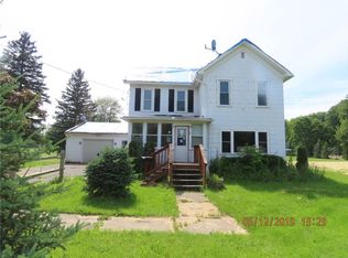 34 Sibley St, Clyde, NY 14433