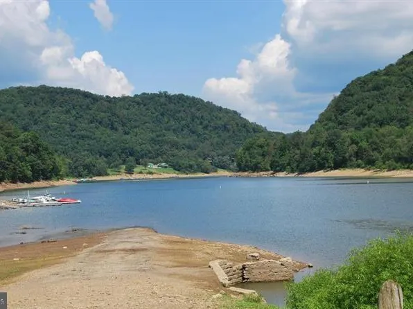 Lake Shore Rd, Friendsville, MD 21531