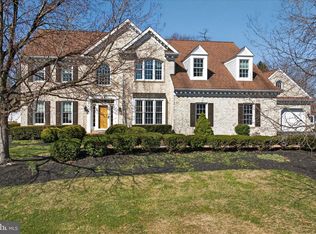 1137 Oakmont Dr, Lancaster, PA 17601