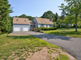 12 Greendale Ave, Cromwell, CT 06416