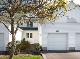 46 Robin Ln #46, Rockland, MA 02370