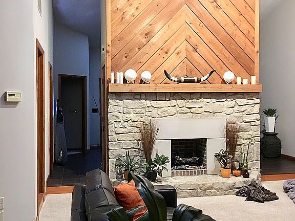 2nd image of 685 Blossomwood Ct