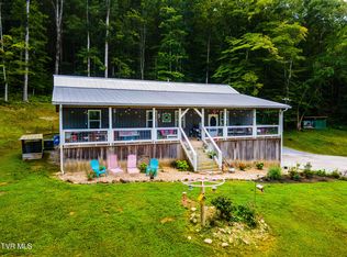 363 Hog Lot Rd, Rogersville, TN 37857