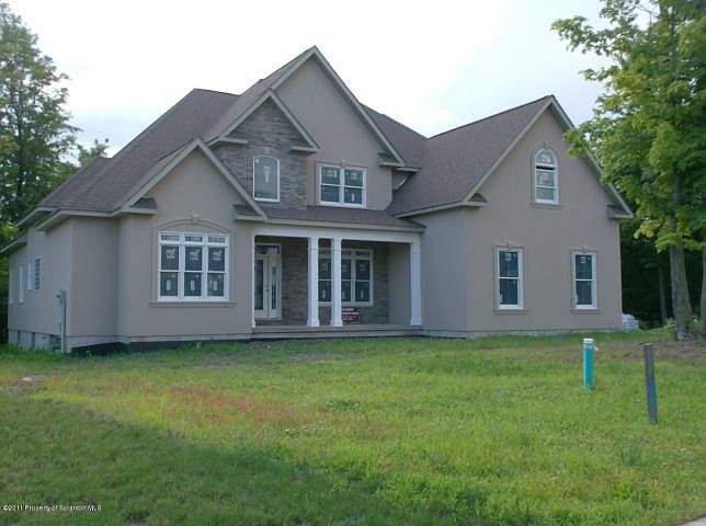 2nd image of 205 Carpenter Hill Rd #L-4