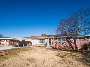 903 Waverly Ave, Muscle Shoals, AL 35661