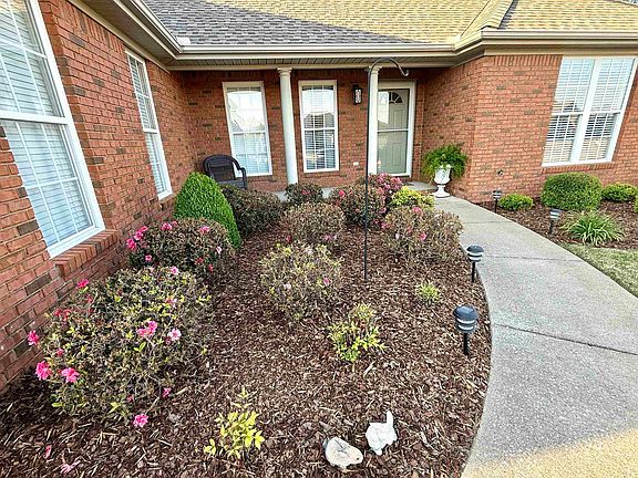 2nd image of 107 Old Hickory Dr