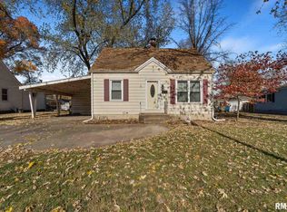 2119 Pickett St, Springfield, IL 62703