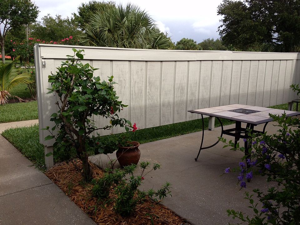 3907 NW Cinnamon Tree Cir Jensen Beach, FL, 34957 Apartments for Rent