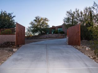 5351 W De Green Ln, Tucson, AZ 85743