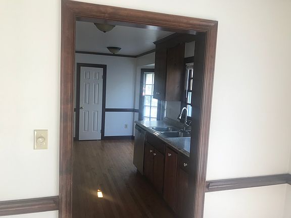 2nd image of 340 James River Dr