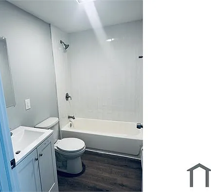 3 bed, 1046 sqft, $2,300 — Photo 2