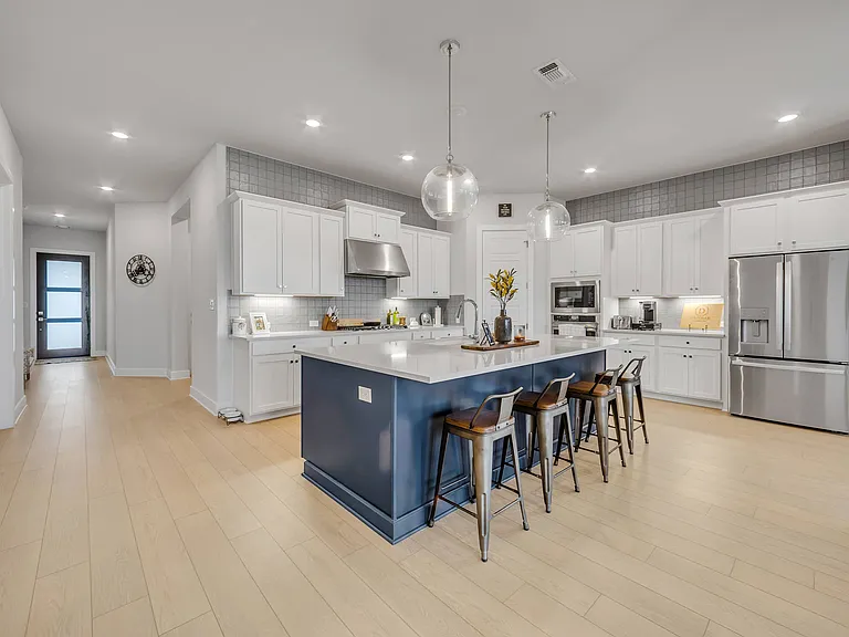 8517 Grenadier Dr — Photo 8