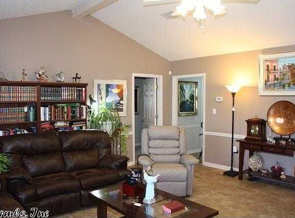 2nd image of 2309 Charlestowne Dr