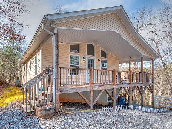4th image of 212 Warren Dr