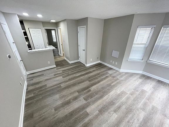 3rd image of 415 W 10th St #10B