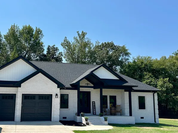 235 Cordova Cv, Savannah, TN 38372