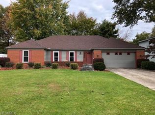 25648 Timber Cv, North Olmsted, OH