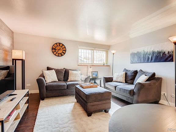 2nd image of 1366 Garfield St APT 104