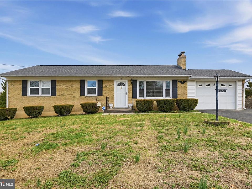 1st image of 135 Meade Dr