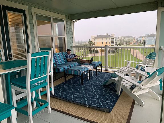 Beachside Deck