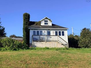 7 Monteith Ave, Westmount, NS B1R 1K3