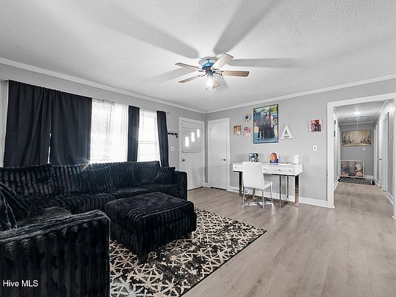 5th image of 107 Moyton Avenue