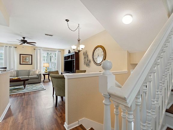 4th image of 60 Fenwick Hall Aly APT 1211