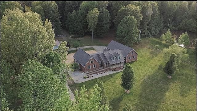 1st image of 462 Crowley Ln