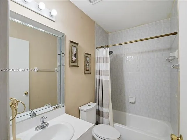 15345 SW 63rd Ter — Photo 15