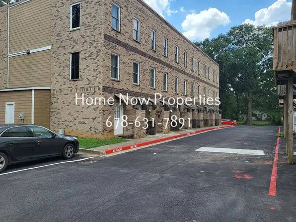 4970 West St, Forest Park, GA 30297