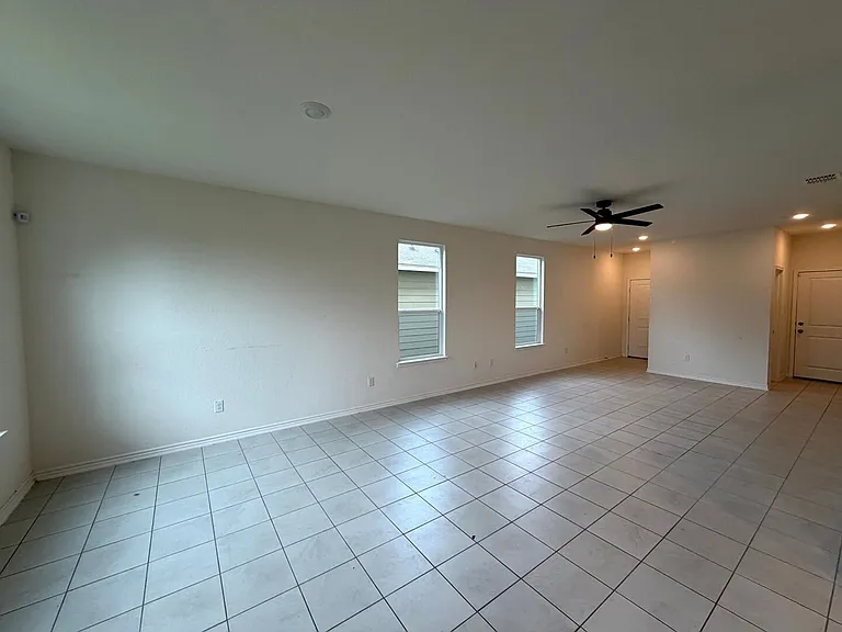 4554 Otra Otra Dr — Photo 21