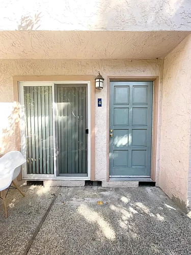 1812 Park Ave #4 Photo 1