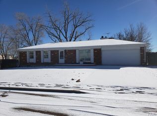 1 Normandy Cir, Pueblo, CO 81001