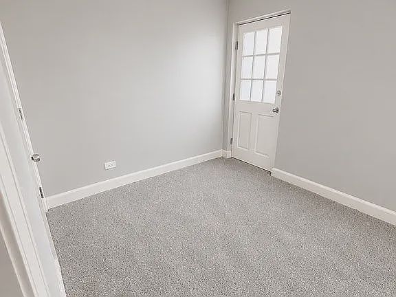 4th image of 67 Stark Ln #7