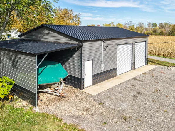 8128 Midway Dr, Russells Point, OH 43348
