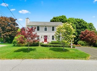 20 Westwood Rd, Bristol, RI 02809