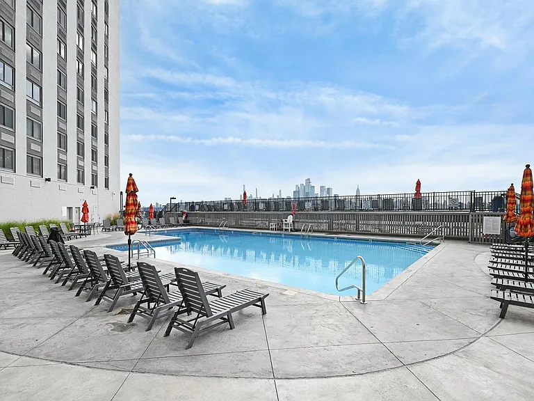 100 Manhattan Ave #2103 — Photo 13