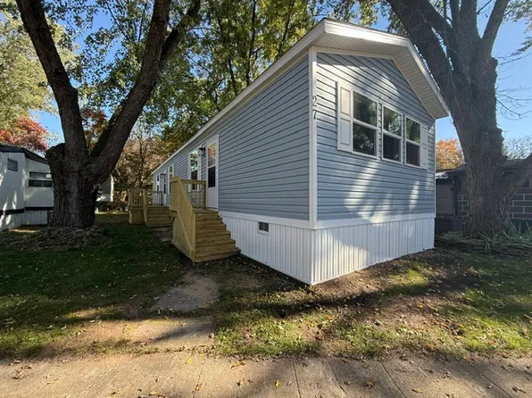 1012 S Lagrave St Lot 27, Paw Paw, MI 49079