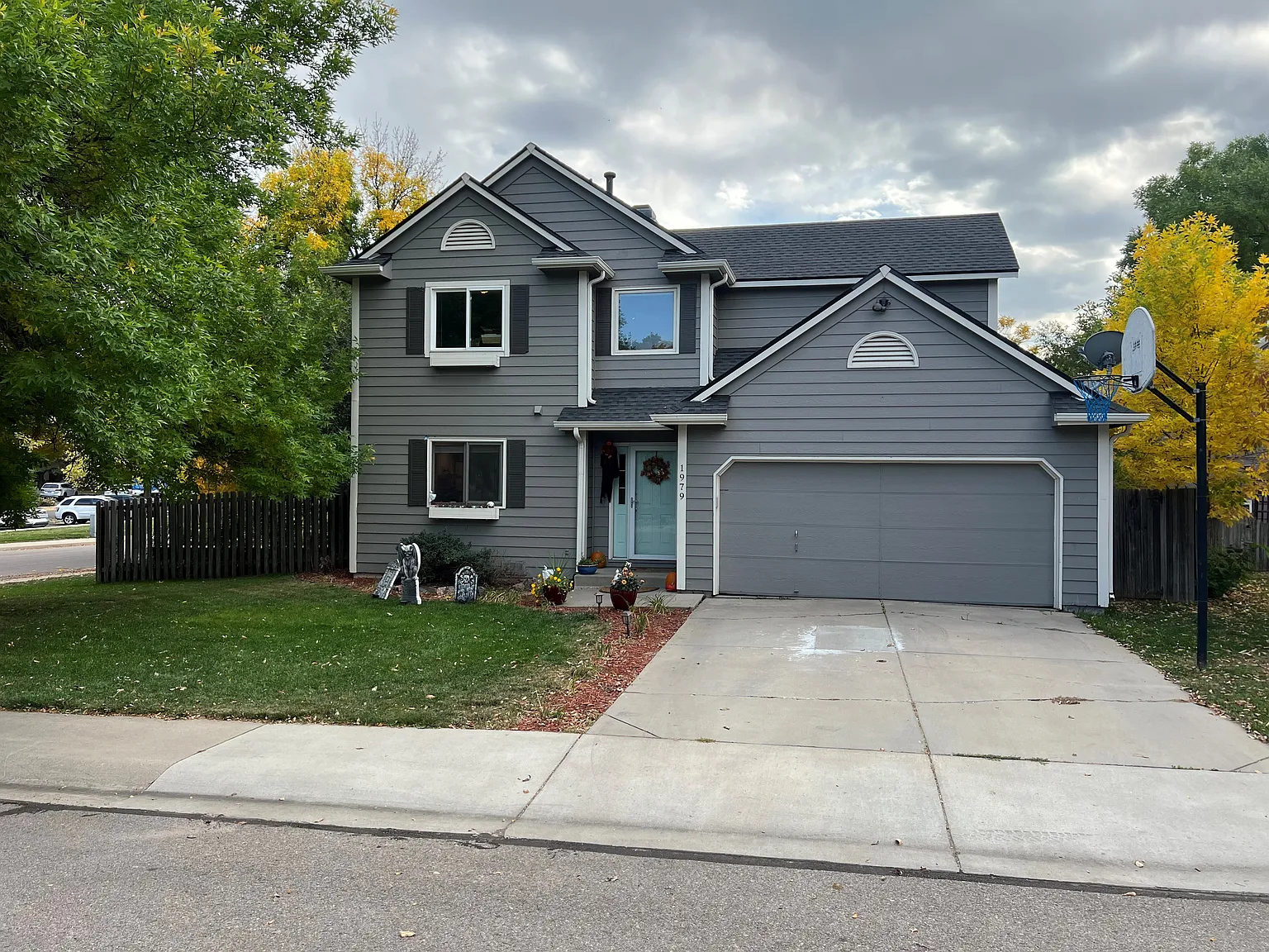 3 bed, 2.5 bath, 1638 sqft, $2,600 — Photo 1