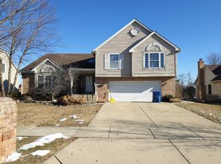 123 S Windham Ln, Bloomingdale, IL 60108